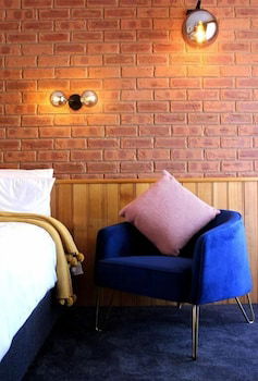 Golden River Motor Inn - Brisbane Tourism 5