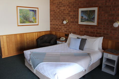 Golden River Motor Inn - Brisbane Tourism 4