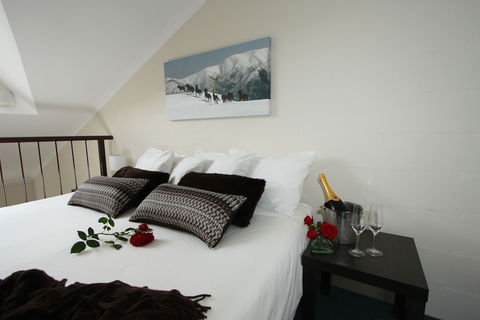 Summit Ridge Alpine Lodge - Tourism Brisbane 6