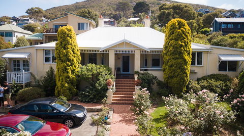 Dunmoylen House - Tourism Brisbane 1