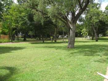 Ivanhoe Village Caravan Resort - Tourism Brisbane 1
