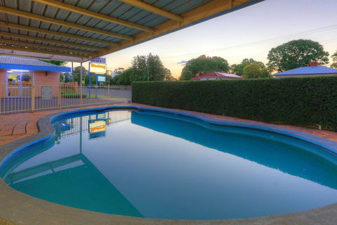 Binalong Motel - Tourism Brisbane 2