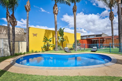 Mid City Plantation Motel - Brisbane Tourism 0