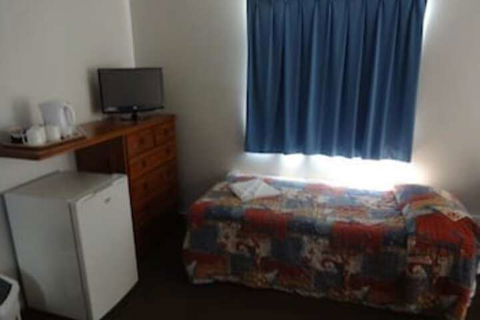Jolly Collier Hotel Motel - Brisbane Tourism 4