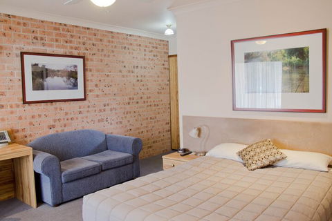Baybrook Motor Inn & Apartments - Tourism Brisbane 2