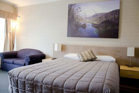Baybrook Motor Inn & Apartments - Tourism Brisbane 1