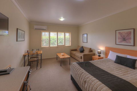 Country Roads Motor Inn Goondiwindi - Tourism Brisbane 7