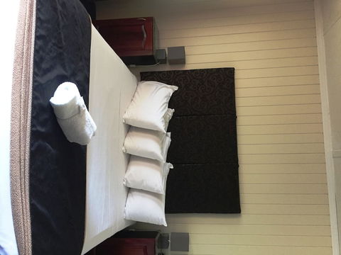 Country Plaza Motor Inn - Tourism Brisbane 2