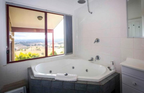 Bimbadeen Estate - Brisbane Tourism 4