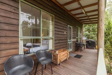 Country Lane Cottage - Brisbane Tourism 3