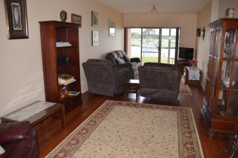 Arcadia Landing - Tourism Brisbane 0