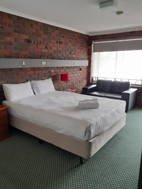 Wentworth Club Motel - Brisbane Tourism 3
