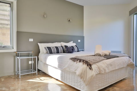 Tides Apartments - Tourism Brisbane 1