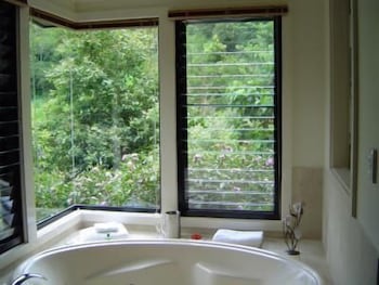 Montagues Of Montville - Tourism Brisbane 5