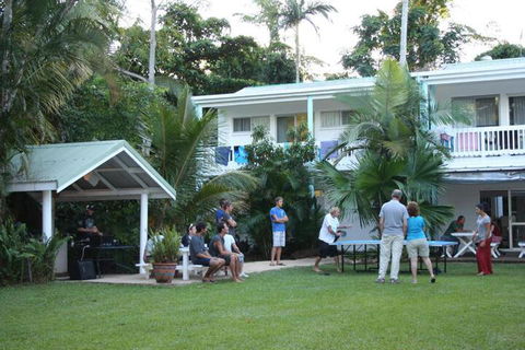Absolute Backpackers Mission Beach - Tourism Brisbane 3