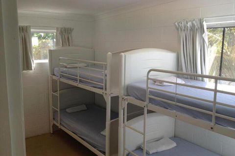 Absolute Backpackers Mission Beach - Tourism Brisbane 2