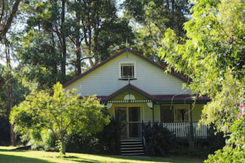 Telegraph Retreat Cottages - Brisbane Tourism 0