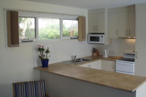 Bambra Reef Lodge - Tourism Brisbane 4