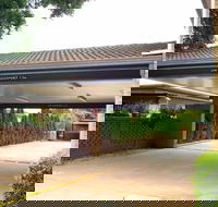 A Raceview Motor Inn - Brisbane Tourism