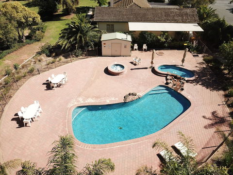 Winbi River Resort Holiday Rentals - Brisbane Tourism 3