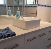 Beachside Bed  Breakfast - Brisbane 4u