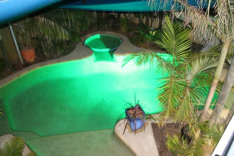 Salamander Beach Accommodation Adults Only - Brisbane Tourism 2