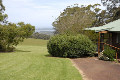 Celestine Retreat - Brisbane Tourism 5