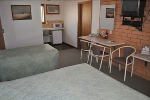 Keith Motor Inn - Tourism Brisbane 6