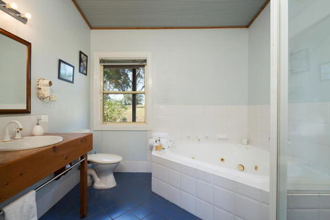 North Lodge Cottages - Tourism Brisbane 4