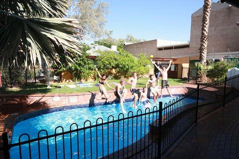 Alice Springs YHA - Hostel - Brisbane 4u 3