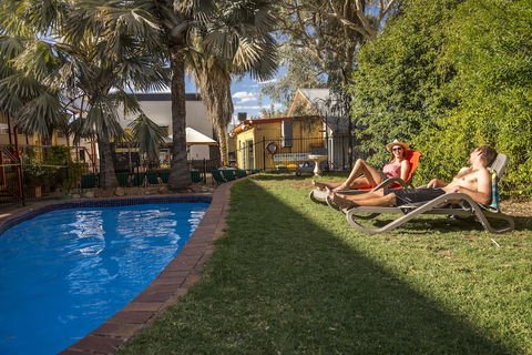 Alice Springs YHA - Hostel - Brisbane 4u 1