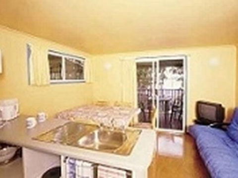 Lake Tinaroo Terraces - Tourism Brisbane 0