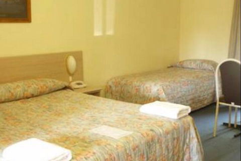 Glades Motor Inn - Brisbane Tourism 4