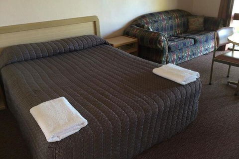 Glades Motor Inn - Brisbane Tourism 2