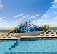 Clubb Coolum Beach Resort - Tourism Brisbane