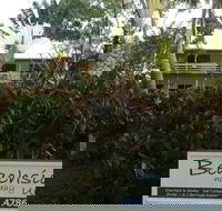 Beachside Holiday Units - Brisbane 4u