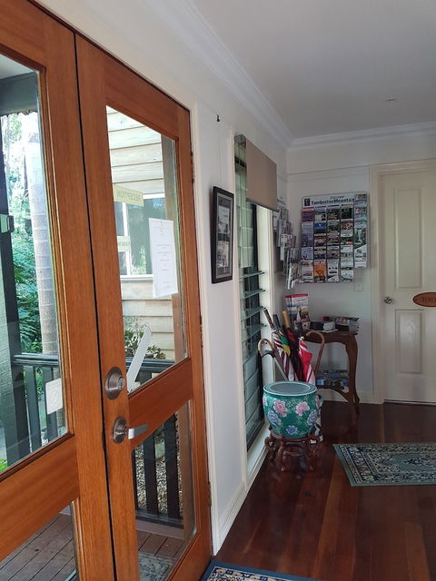 Tambaridge Bed And Breakfast - Tourism Brisbane 0