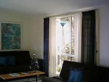 A Sacred Mountain Retreat - Tourism Brisbane 4