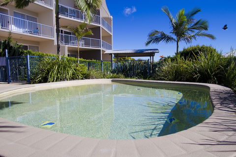 Endless Summer Resort - Tourism Brisbane 2