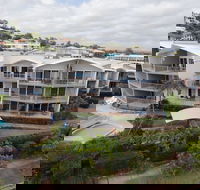 Endless Summer Resort - Tourism Brisbane