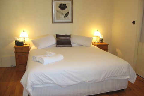 Goat Square Cottages - Tourism Brisbane 3