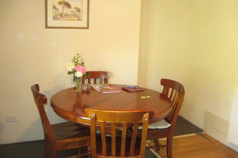 Goat Square Cottages - Tourism Brisbane 4
