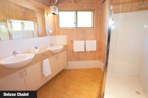 Grampians Chalets - Tourism Brisbane 1