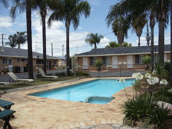 Town & Country Motor Inn - Tourism Brisbane 2