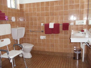 Town & Country Motor Inn - Tourism Brisbane 5