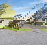 Jetty Road Retreat - Tourism Brisbane