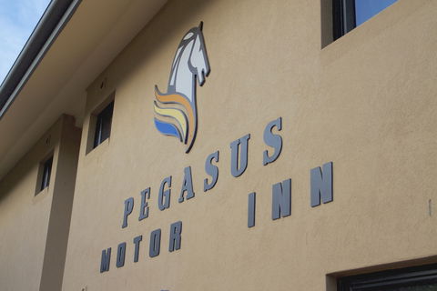 Pegasus Motor Inn And Serviced Apartments - Brisbane Tourism 0