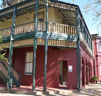 Leura House - Tourism Brisbane