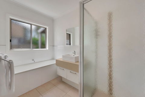 Kennedy Holiday Villas - Tourism Brisbane 6