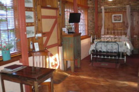 Eagle Foundry Bed & Breakfast - Tourism Brisbane 5